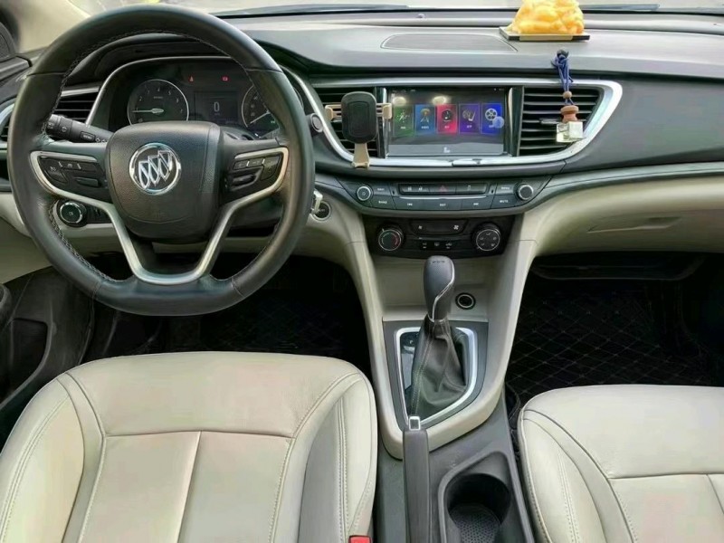 中山19年别克英朗8