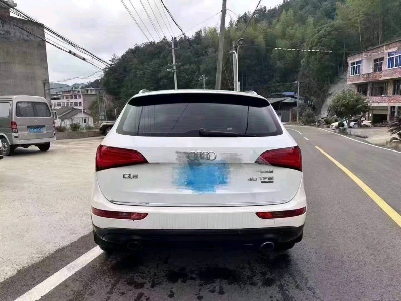 嘉兴17年奥迪Q58