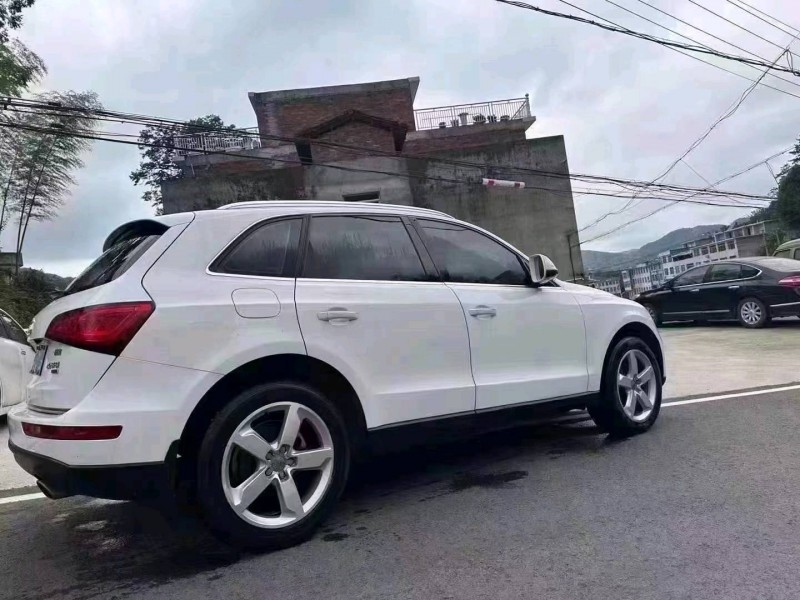 嘉兴17年奥迪Q56