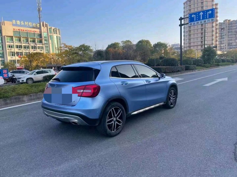 嘉兴16年奔驰GLA3