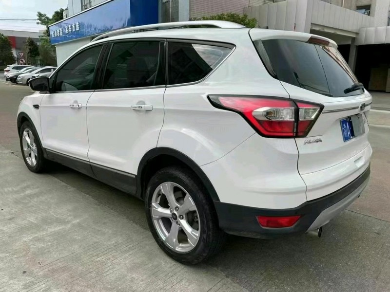 中山19年福特翼虎6