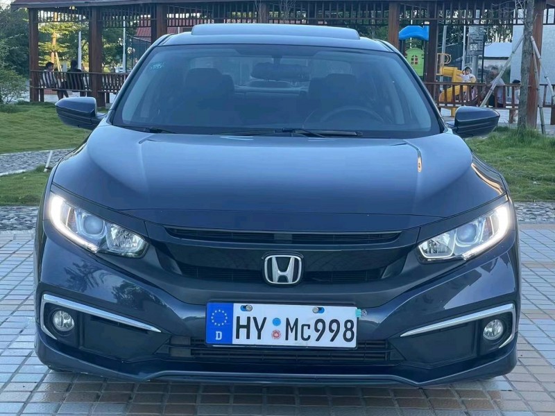 珠海19年本田思域1