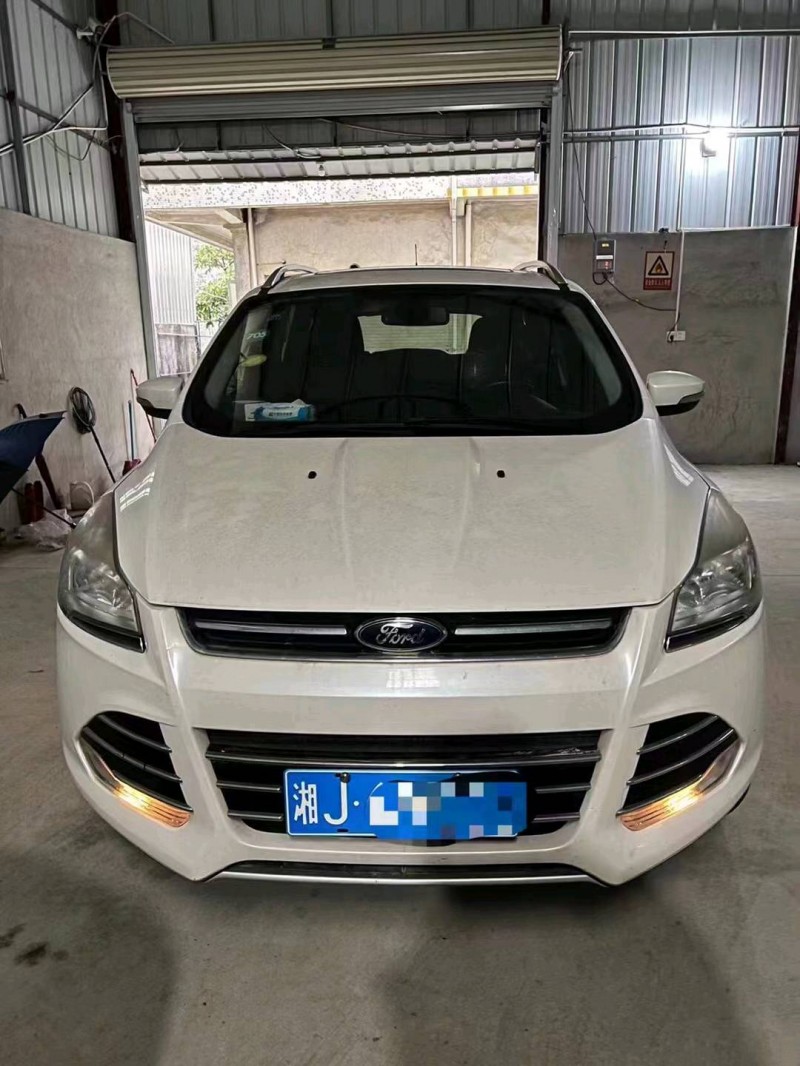 珠海16年福特翼虎1