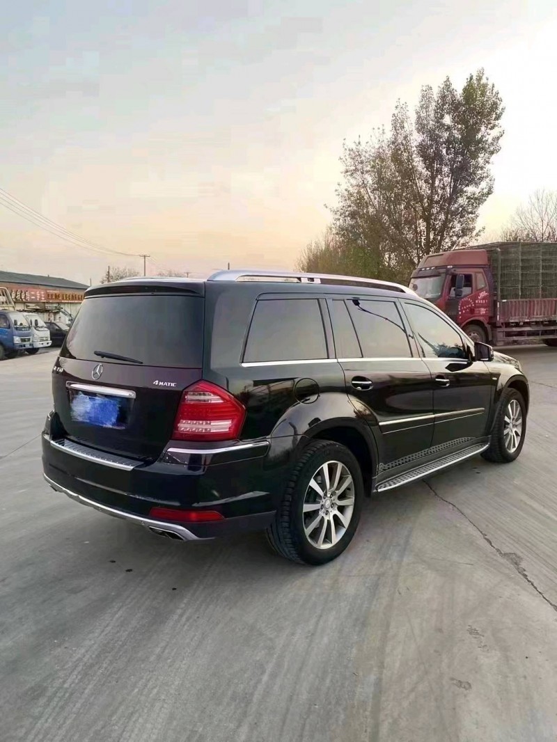 枣庄12年奔驰GL8