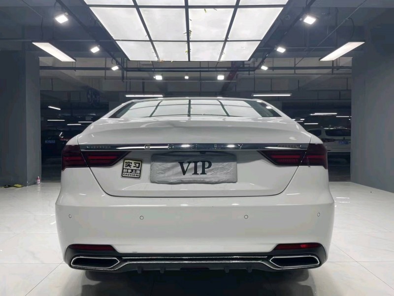 成都20年吉利缤瑞6