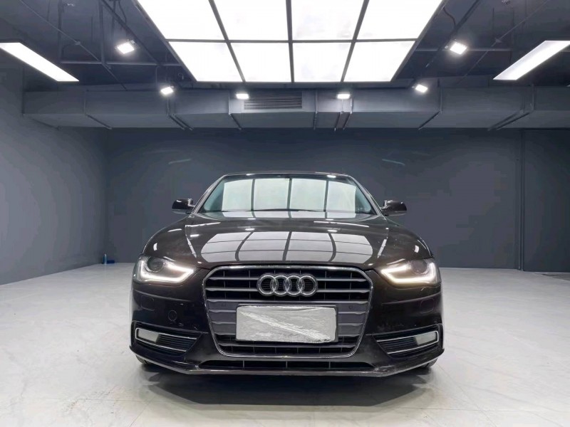 成都14年奥迪A4L1