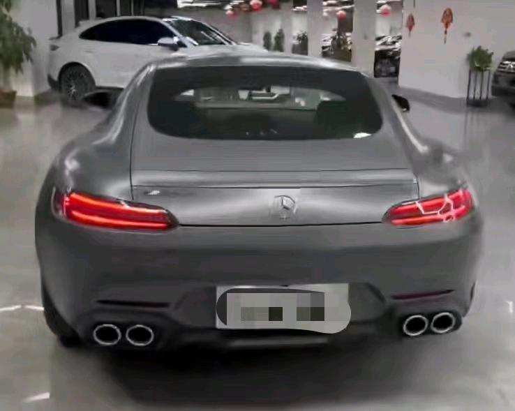 广州21年奔驰AMG4