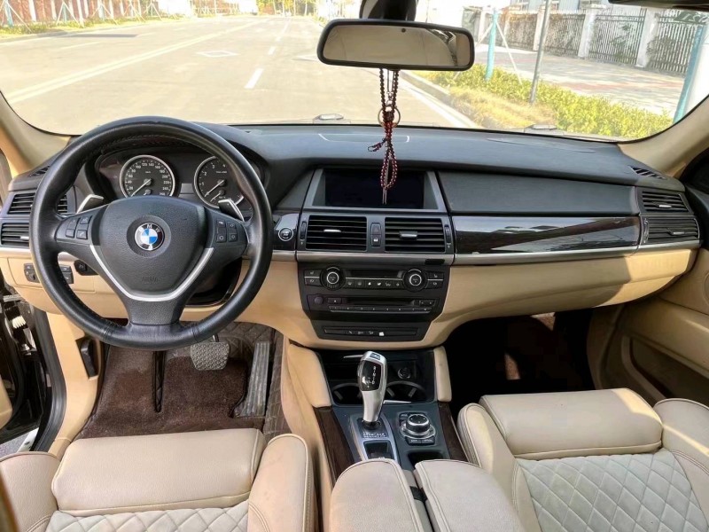 宜昌13年宝马X67