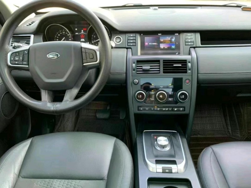 中山18年路虎发现神行7