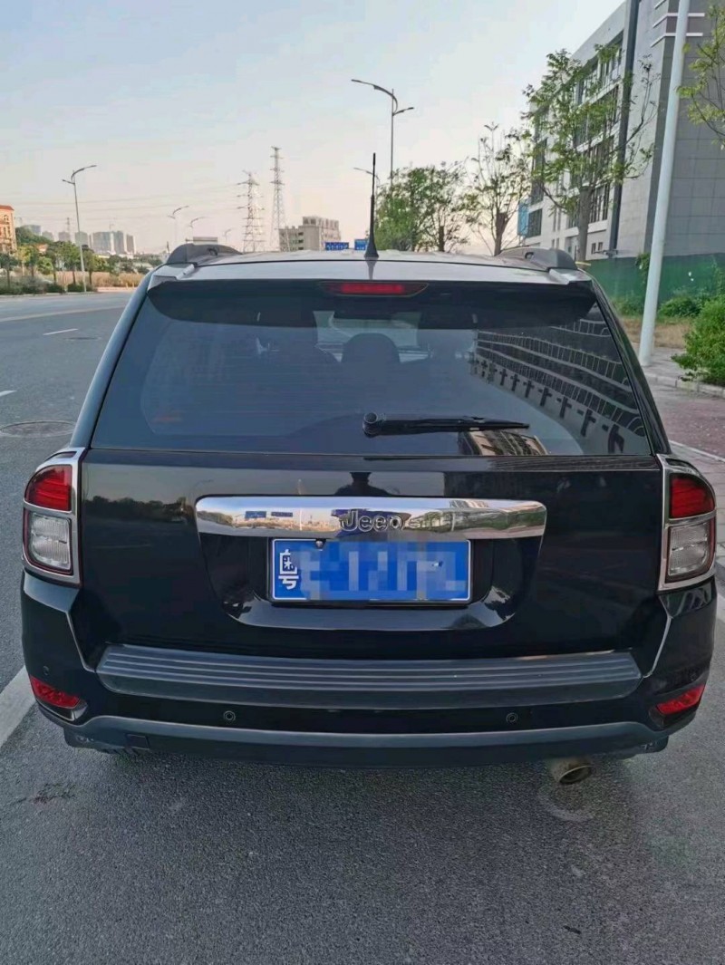 广州14年Jeep指南者9