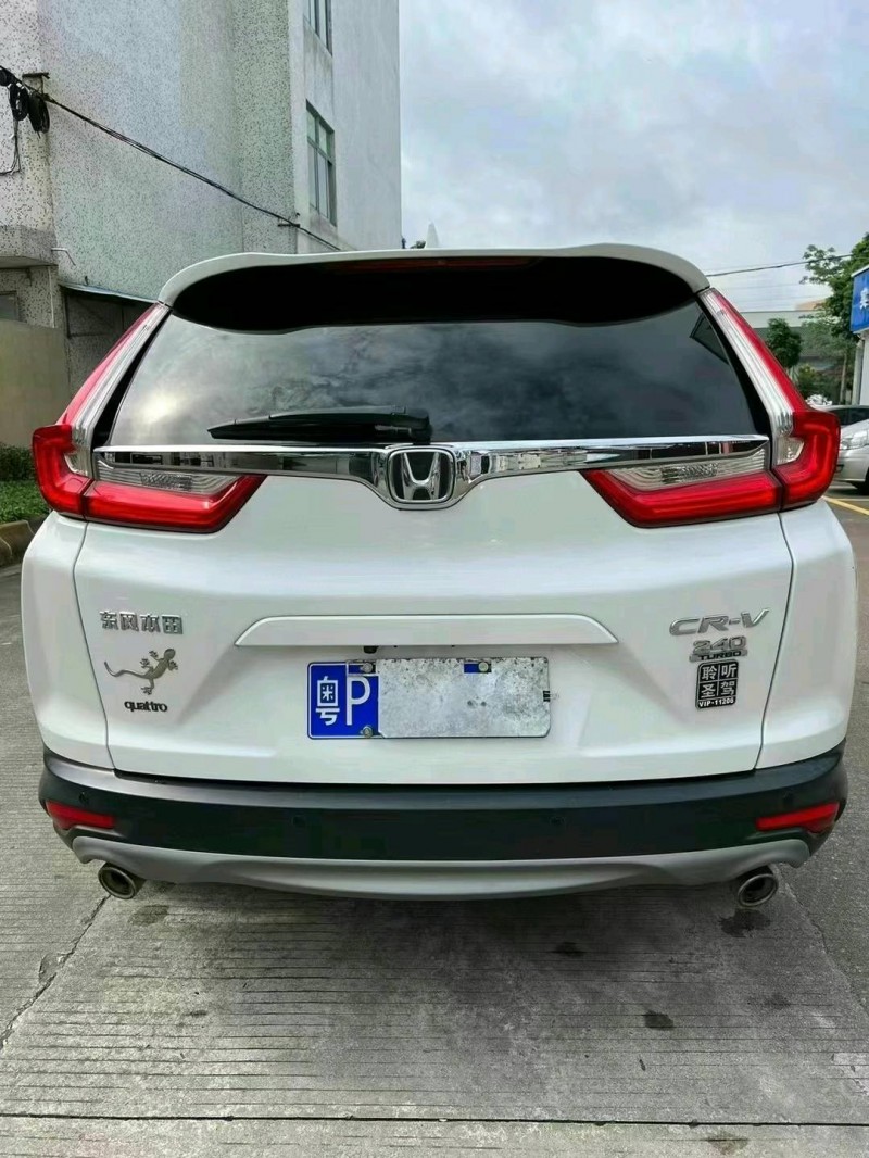 中山18年本田CRV4