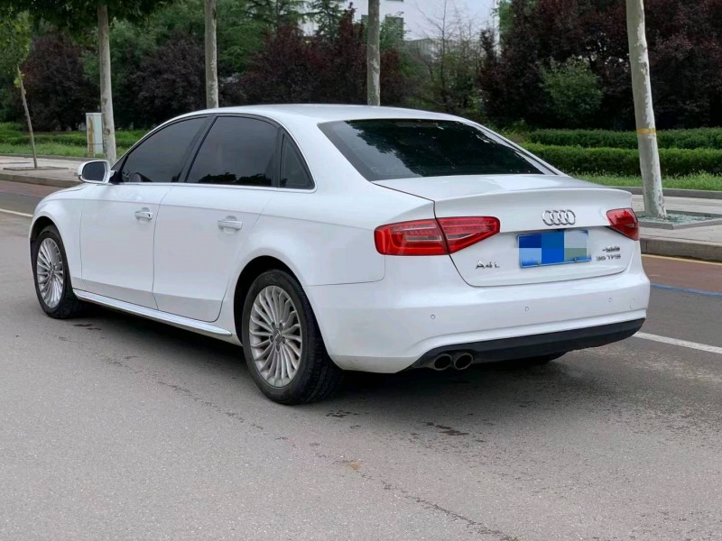 潍坊16年奥迪A4L7