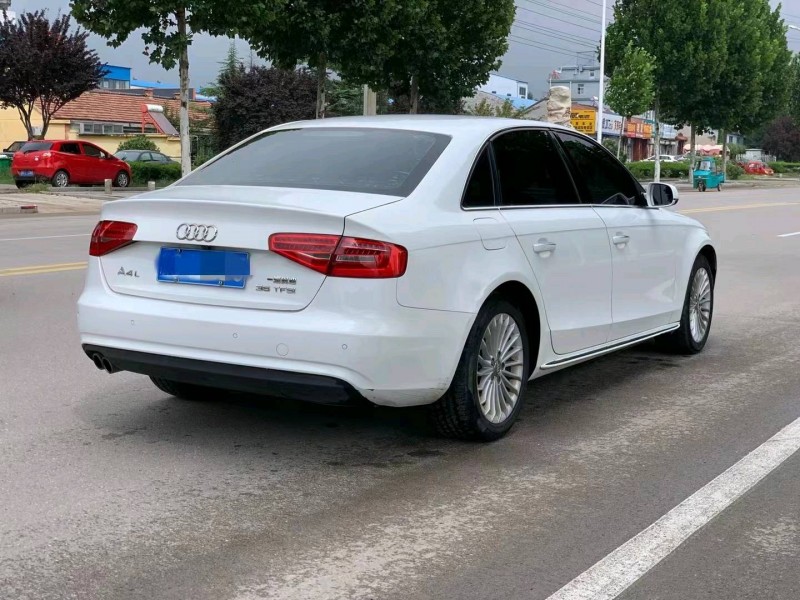 潍坊16年奥迪A4L8