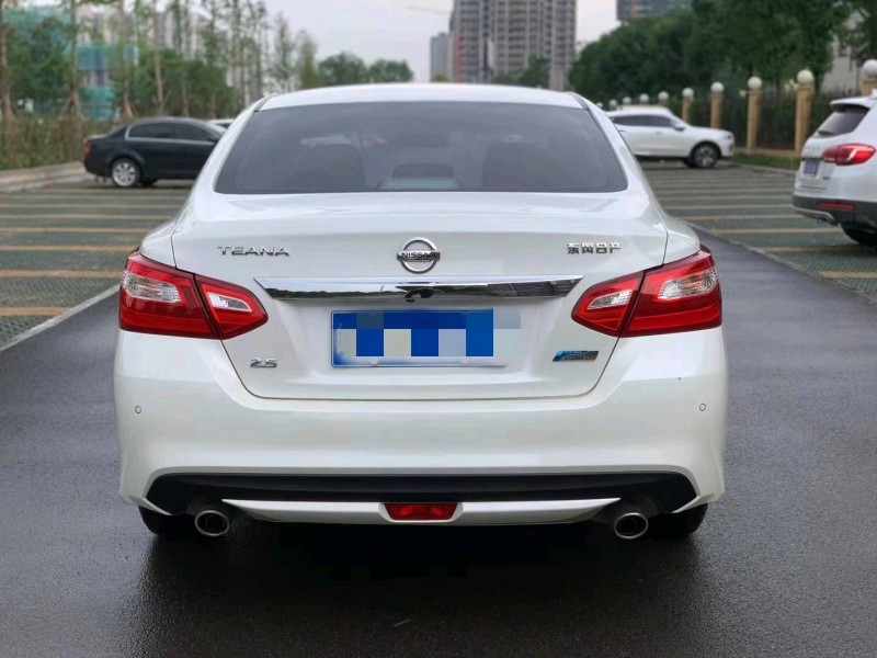 潍坊18年日产天籁9