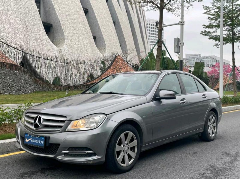 广州13年奔驰C2