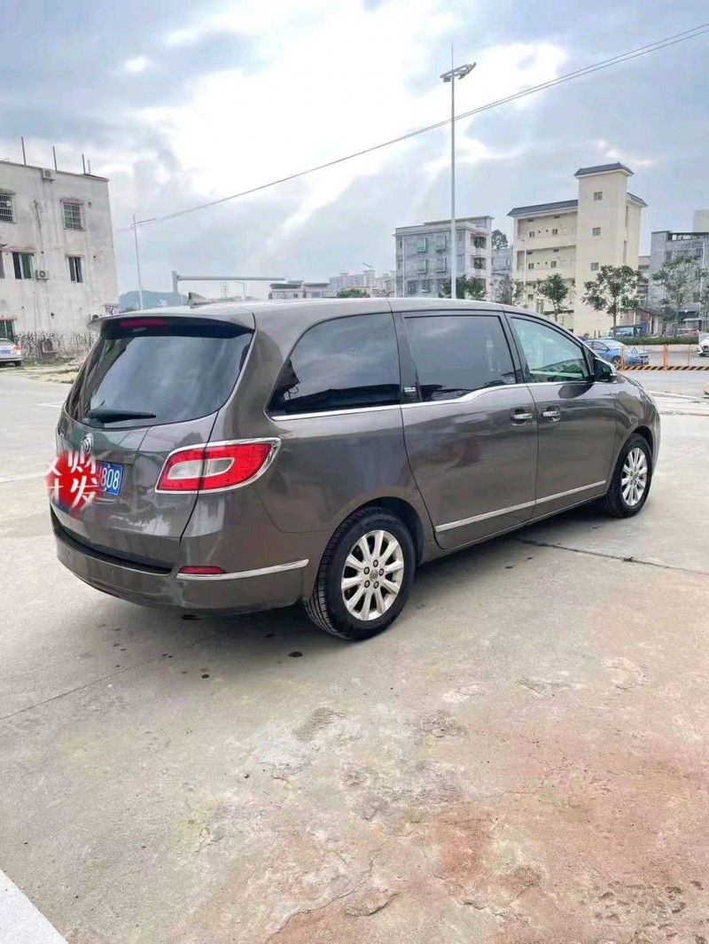 广州12年别克GL88