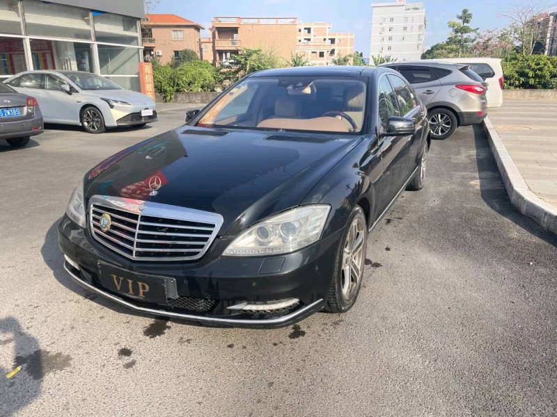 广州10年奔驰S4