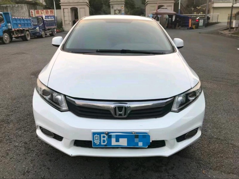 广州12年本田思域1