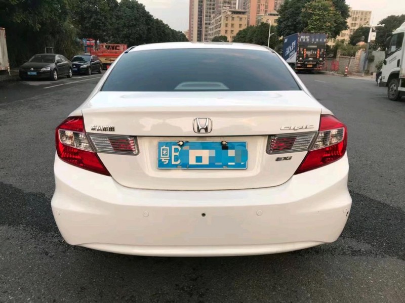 广州12年本田思域9