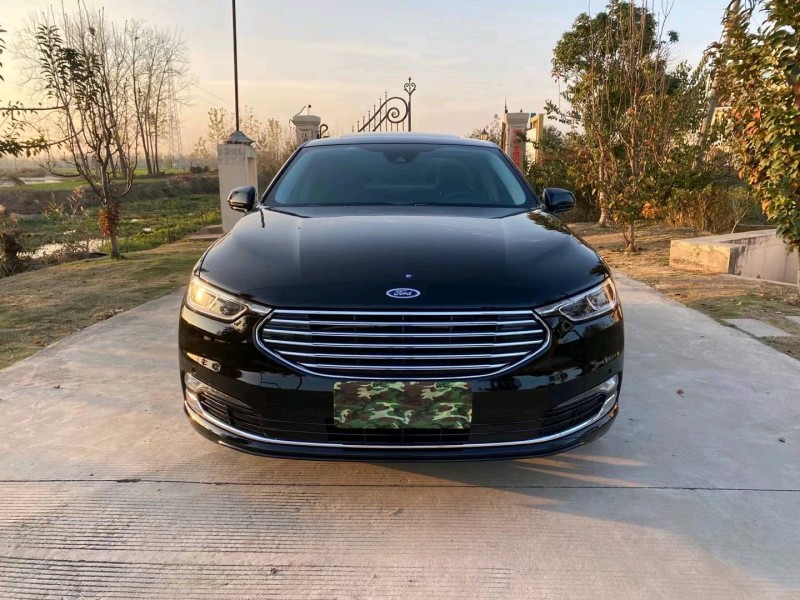 徐州21年福特金牛座1