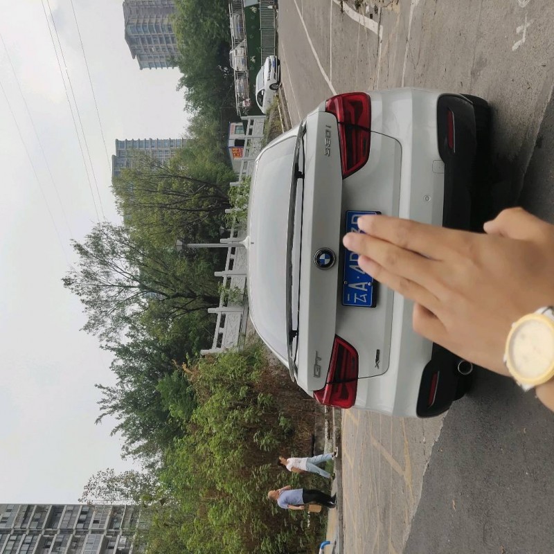 重庆18年宝马3系GT4