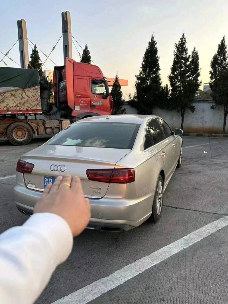 济南16年奥迪A6L8
