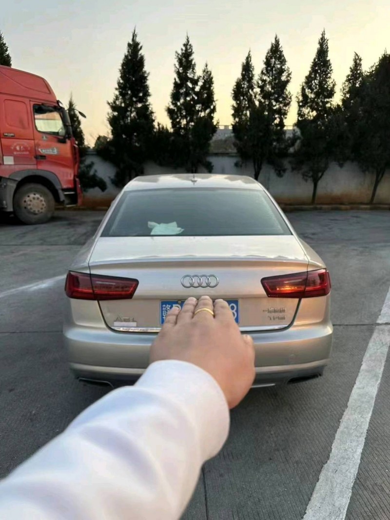济南16年奥迪A6L9