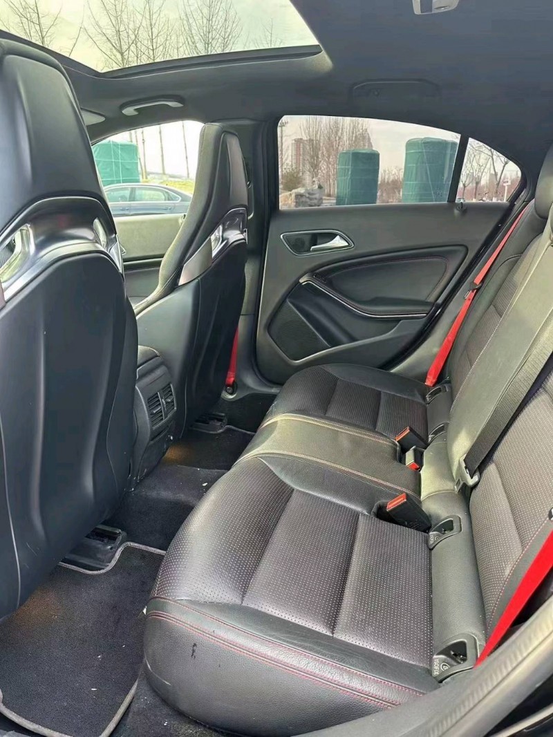 邯郸17年奔驰AMG5