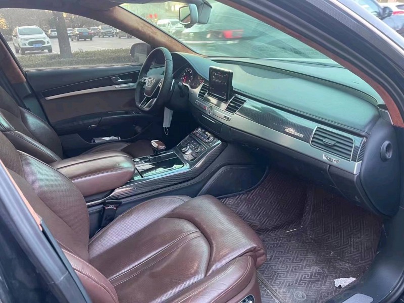 济南13年奥迪A8L6