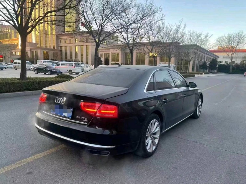 济南13年奥迪A8L7