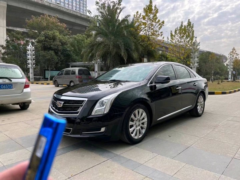 宜昌16年凯迪拉克XTS9
