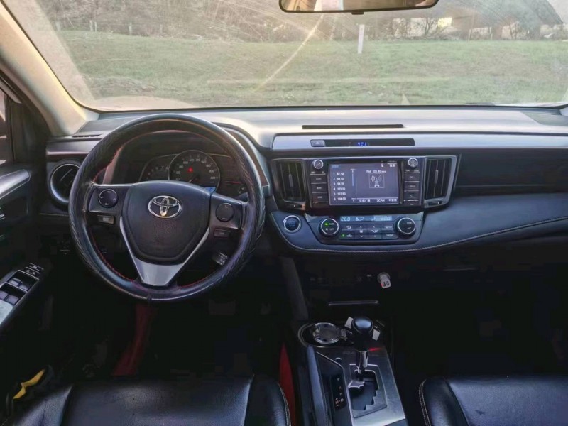 常州16年丰田RAV4荣放8