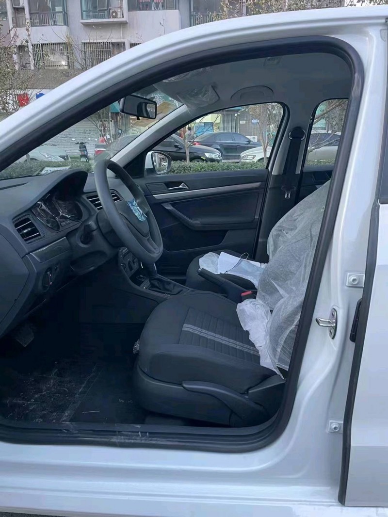 邯郸22年大众朗逸2