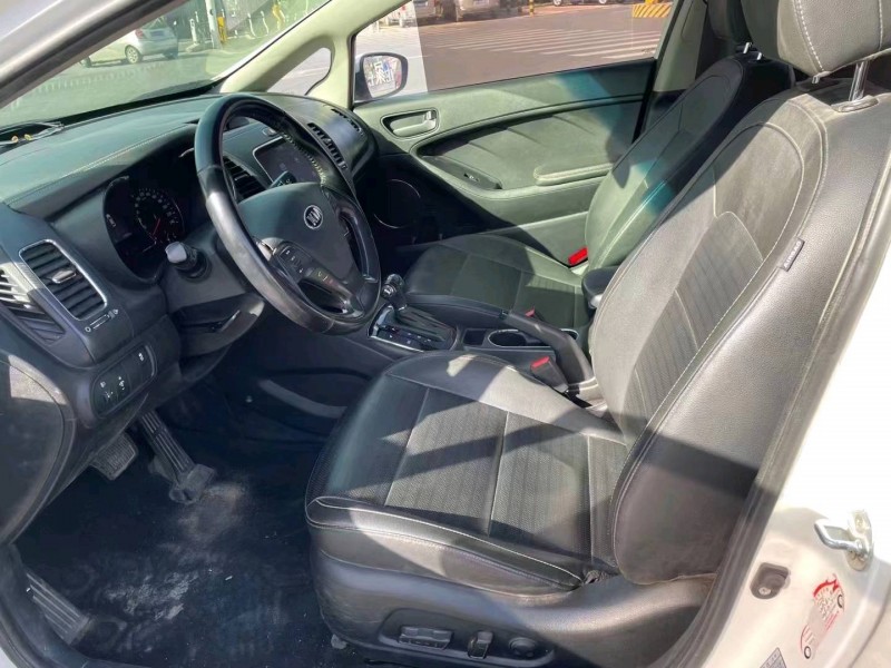 宜昌19年起亚K35