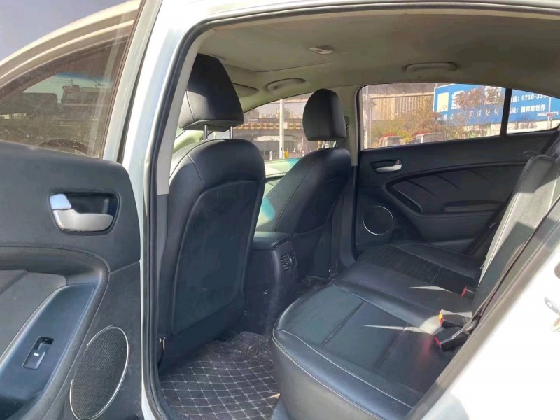 宜昌19年起亚K34