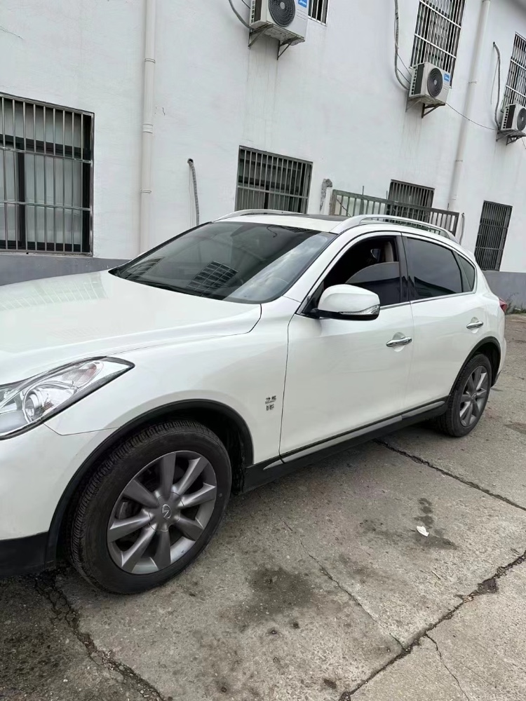 常州17年英菲尼迪QX504