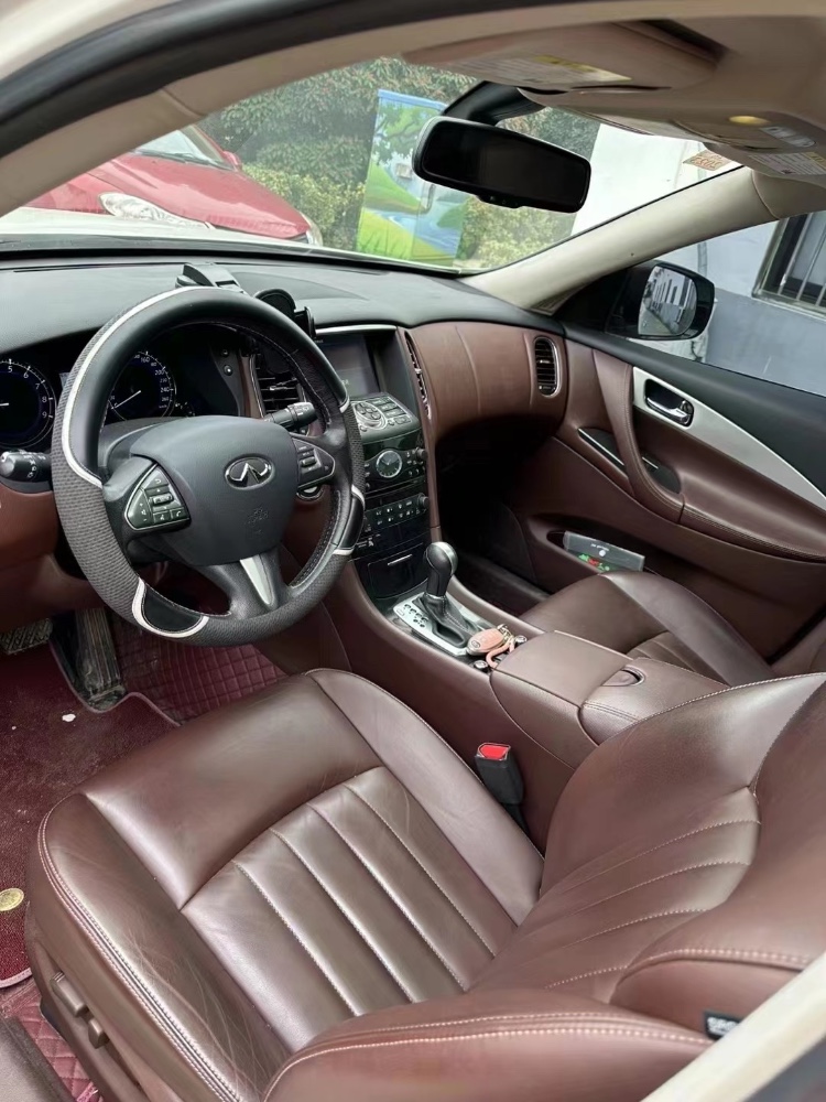 常州17年英菲尼迪QX506