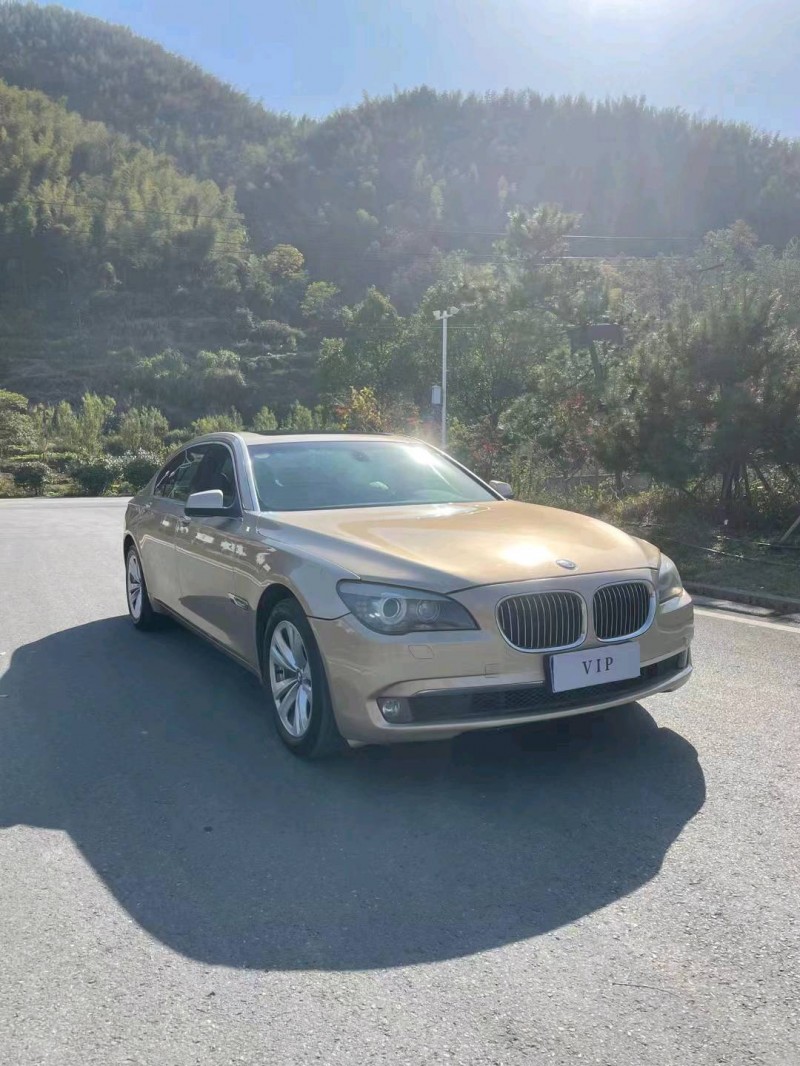 吉安10年寶馬7系8