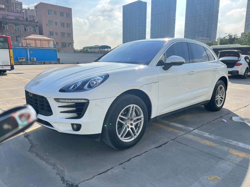广州18年保时捷Macan2