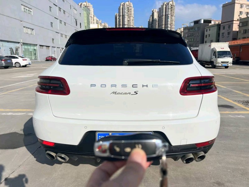 广州18年保时捷Macan9