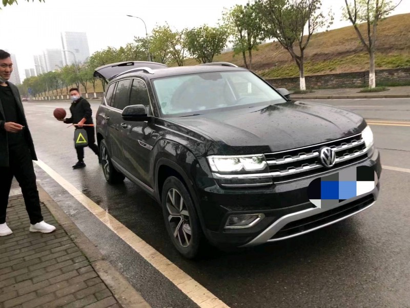重庆19年大众途昂6