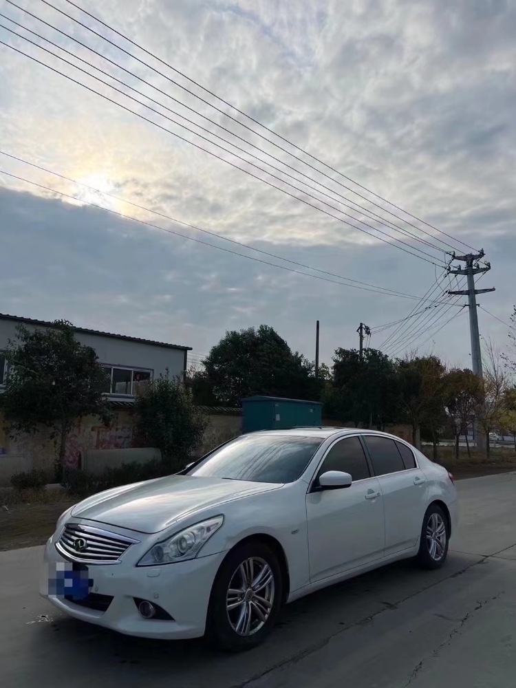 北京13年英菲尼迪G254