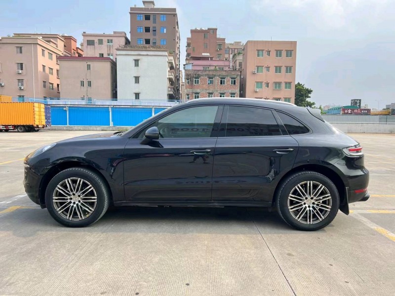 广州15年保时捷Macan6