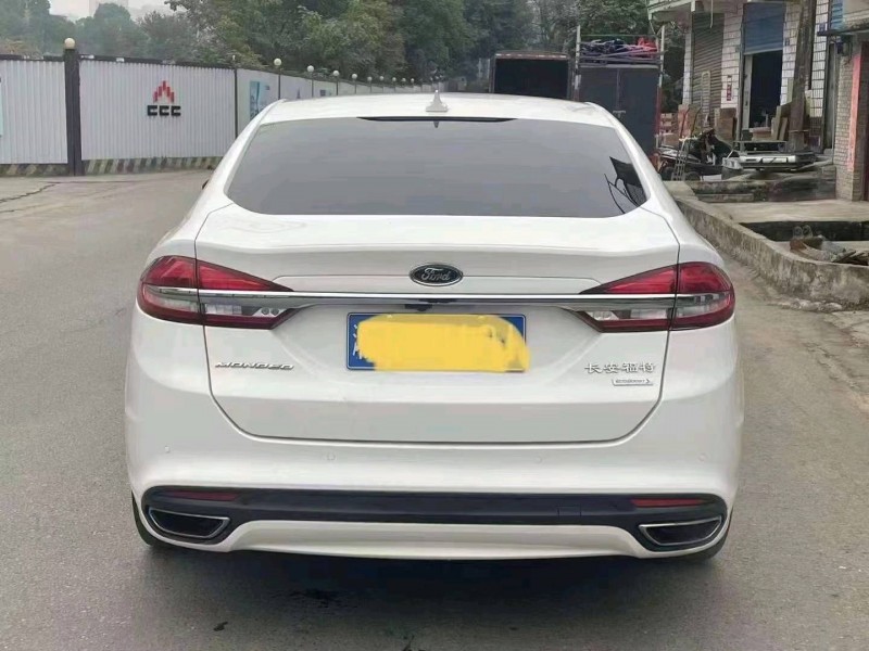 重庆18年福特蒙迪欧2