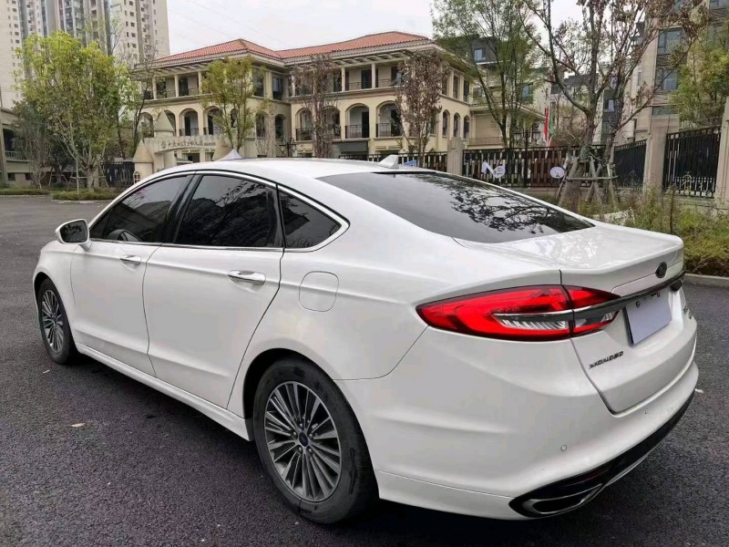 重庆17年福特蒙迪欧7