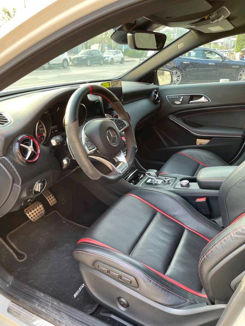 珠海18年奔驰AMG4