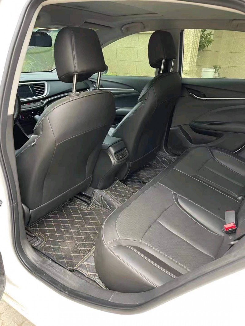 宜春21年别克英朗6