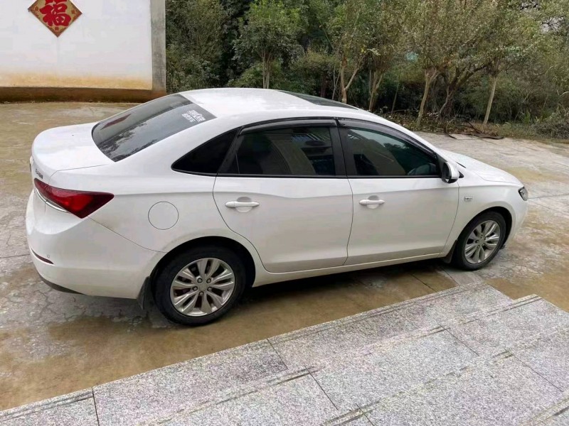 宜春21年别克英朗7