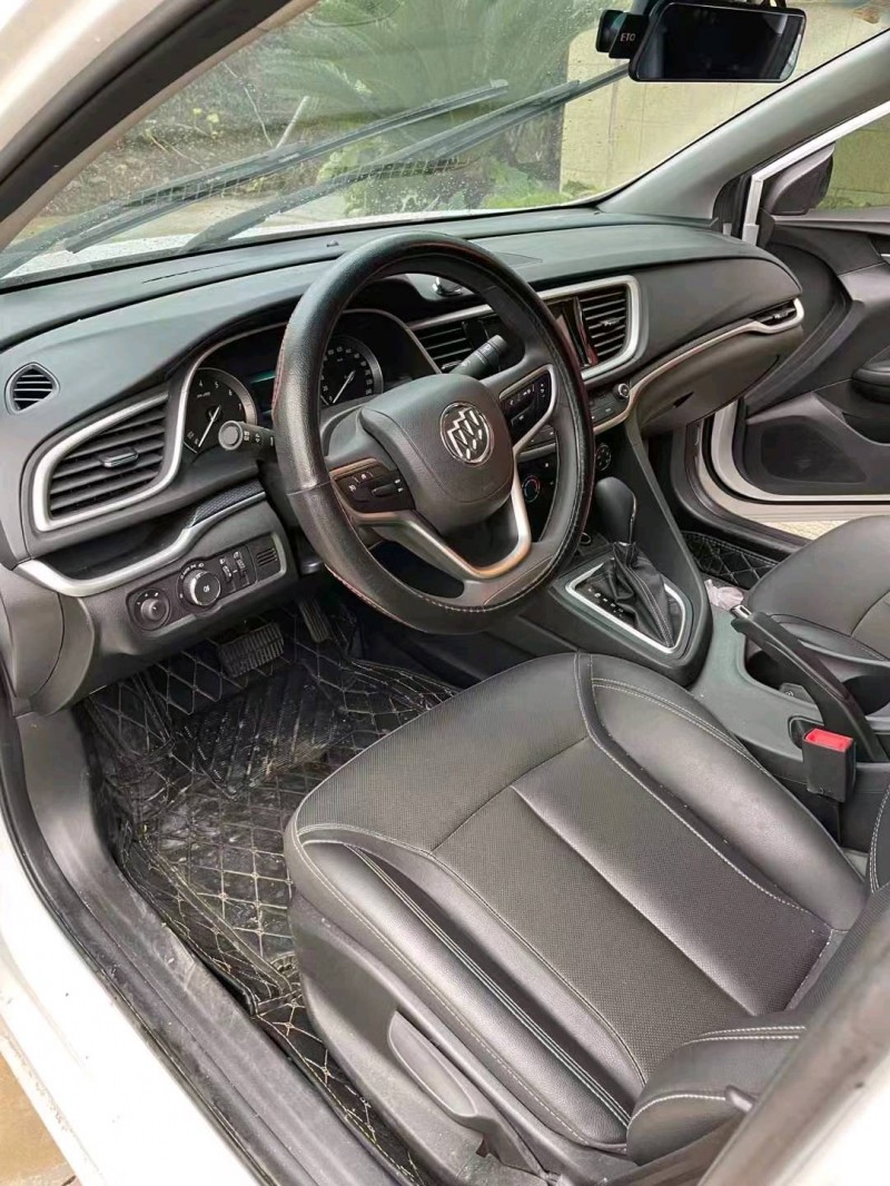 宜春21年别克英朗8