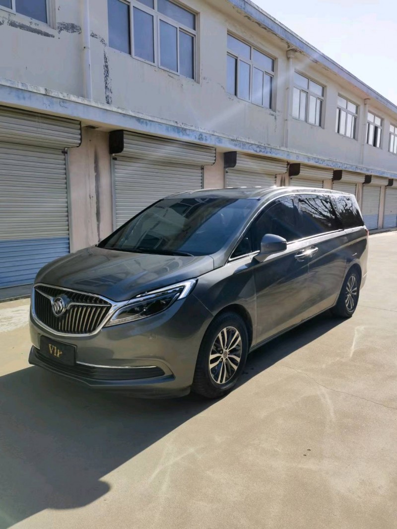 青岛18年别克GL87